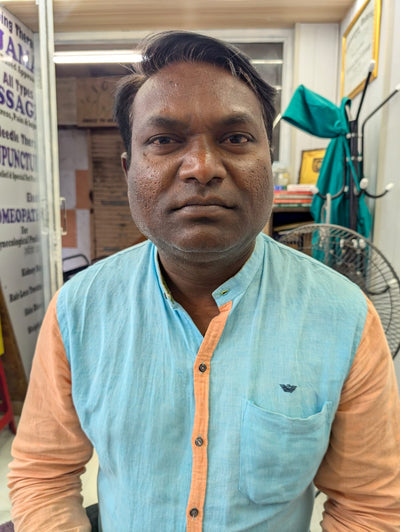 Before using VCure Gluta Glow Duo — Brightening & Hydrating Skincare Kit